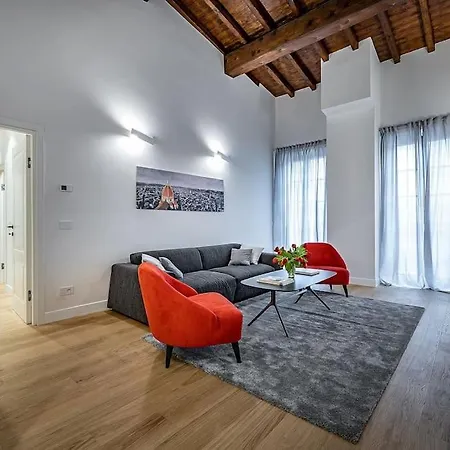 Апартаменты Floor With Duomo View *