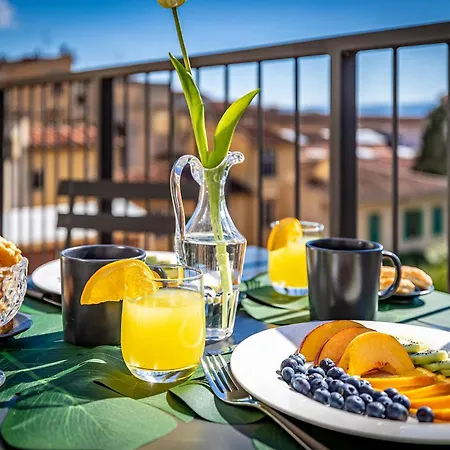 Floor With Duomo View Апартаменты *